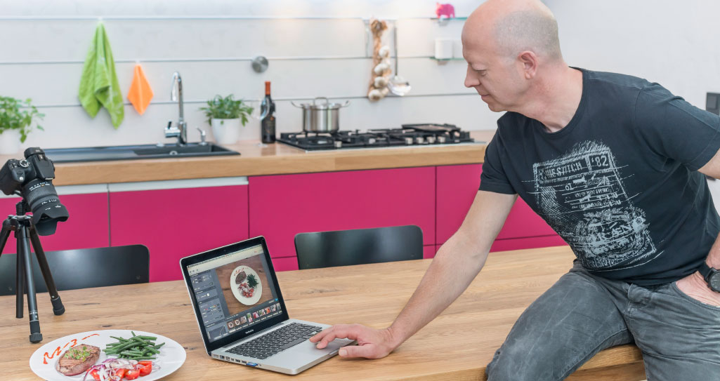 Leckere FotosJeden Tag ein neues Rezept ins Netz – so macht man sich Freunde. Und mit dem GraphicConverter ist jedes Gericht schneller bebildert, als man aufessen kann.Johann Wedekind, geschmacksverwöhnt