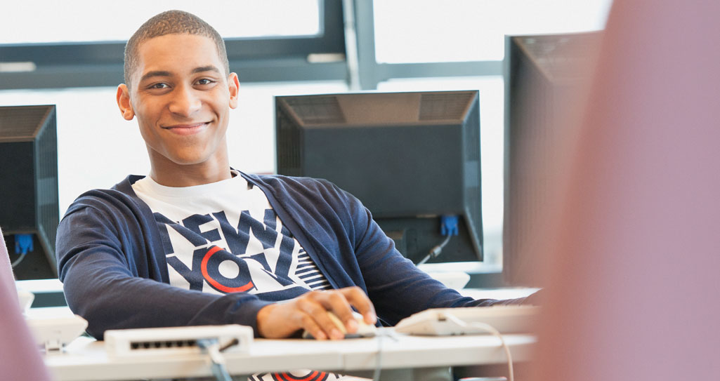 Global PlayerInternationales Studium, Freunde in aller Welt – und immer ist der GraphicConverter auch schon da. In zwölf Sprachen.Jakob Becker, beliebt